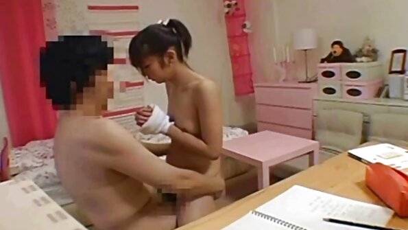 Masseur excellently works making love experience anal pleasure